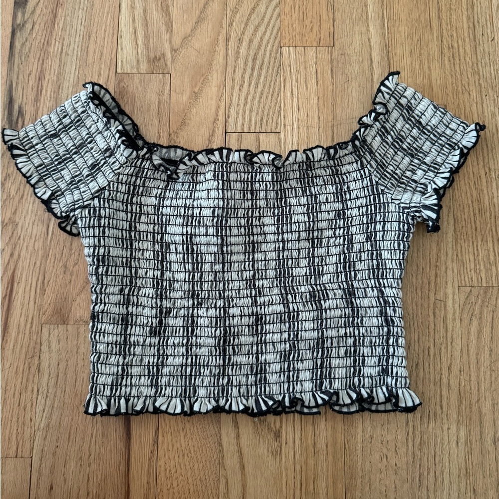 Show me your mumu crop smocked top